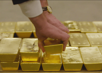 Gold price today, Tuesday, February 17: Gold opens below $5,000 again